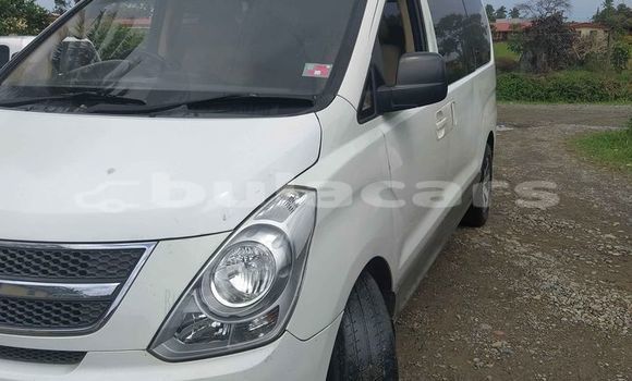 Acheter Occasion Voiture Hyundai H1 Blanc à Ba, Western Acheter Occasion Voiture Hyundai H1 Blanc à Ba, Western