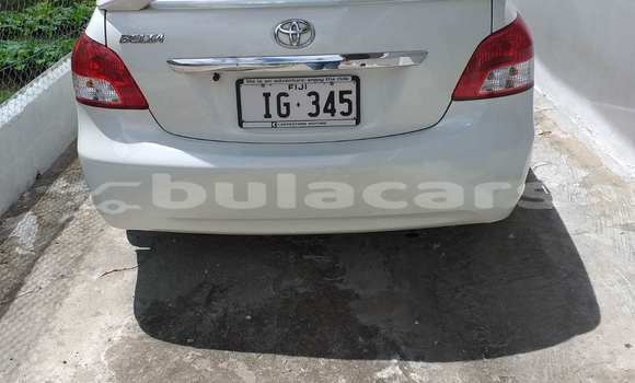 Acheter Occasion Voiture Toyota Belta Blanc à Suva, Central