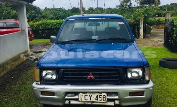 Buy Used Mitsubishi L200 Blue Car in Ba in Western