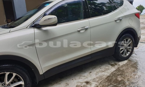 Buy Used Hyundai Santa Fe White Car in Ba in Western Buy Used Hyundai Santa Fe White Car in Ba in Western