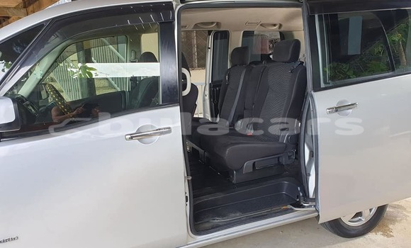 Buy Used Nissan Serena Silver Car in Ba in Western Buy Used Nissan Serena Silver Car in Ba in Western