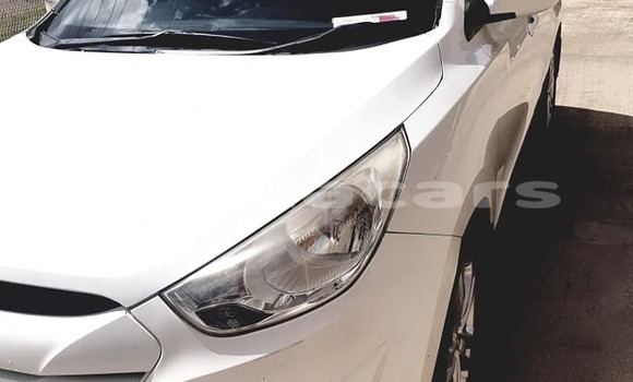 Buy Used Hyundai Tucson White Car in Ba in Western Buy Used Hyundai Tucson White Car in Ba in Western