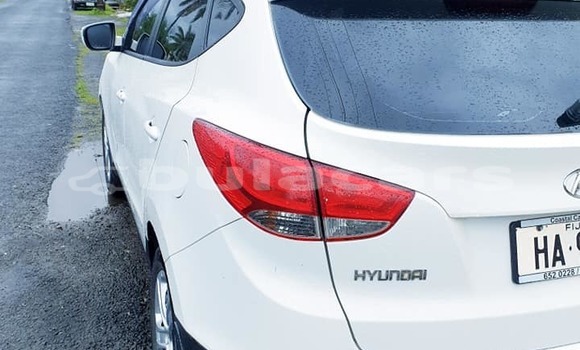 Buy Used Hyundai Tucson White Car in Ba in Western Buy Used Hyundai Tucson White Car in Ba in Western