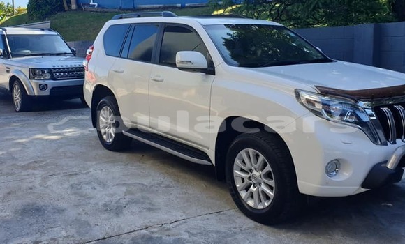 Buy Used Toyota Land Cruiser Prado White Car in Ba in Western Buy Used Toyota Land Cruiser Prado White Car in Ba in Western
