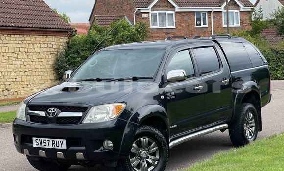 Buy Used Toyota Hilux Black Car in Lautoka in Western Buy Used Toyota Hilux Black Car in Lautoka in Western