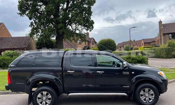 Buy Used Toyota Hilux Black Car in Lautoka in Western Buy Used Toyota Hilux Black Car in Lautoka in Western