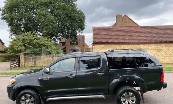 Buy Used Toyota Hilux Black Car in Lautoka in Western Buy Used Toyota Hilux Black Car in Lautoka in Western