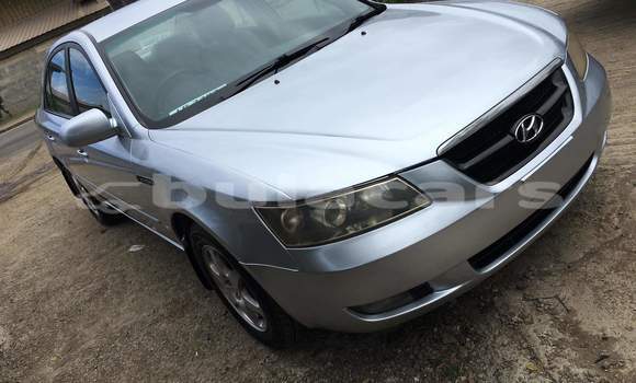 Buy Used Hyundai Sonata Silver Car in Sigatoka in Western Buy Used Hyundai Sonata Silver Car in Sigatoka in Western