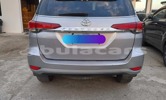 Buy Used Toyota Fortuner Silver Car in Suva in Central Buy Used Toyota Fortuner Silver Car in Suva in Central