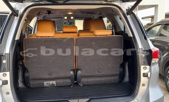 Buy Used Toyota Fortuner Silver Car in Suva in Central Buy Used Toyota Fortuner Silver Car in Suva in Central