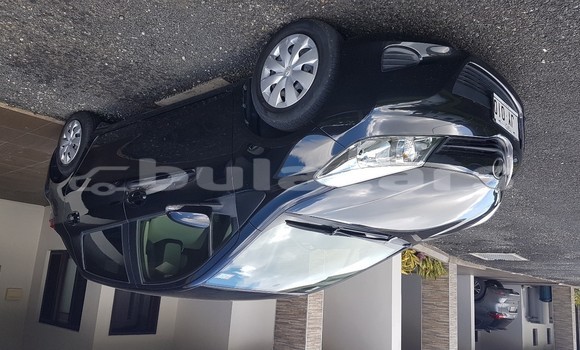 Buy Used Toyota Vitz Black Car in Suva in Central Buy Used Toyota Vitz Black Car in Suva in Central