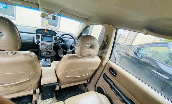 Acheter Occasion Voiture Nissan X–Trail Gris à Suva, Central Acheter Occasion Voiture Nissan X–Trail Gris à Suva, Central