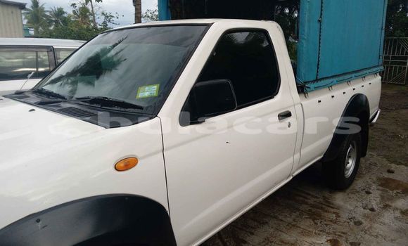 Buy Used Nissan Navara White Car in Suva in Central Buy Used Nissan Navara White Car in Suva in Central