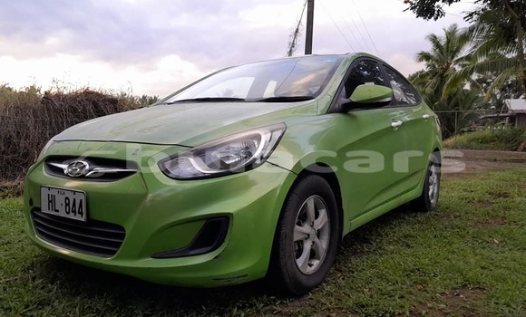 Buy Used Hyundai Accent Green Car in Suva in Central