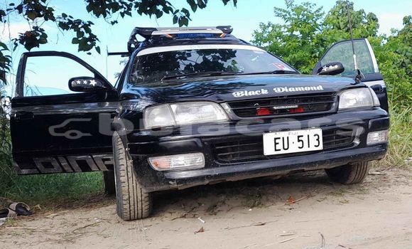 Acheter Occasion Voiture Toyota Corolla Noir à Suva, Central