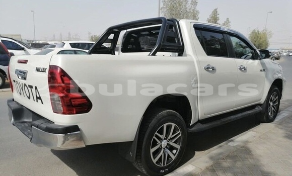 Buy Used Toyota Hiluxe Revo White Car in Korovou in Central Buy Used Toyota Hiluxe Revo White Car in Korovou in Central