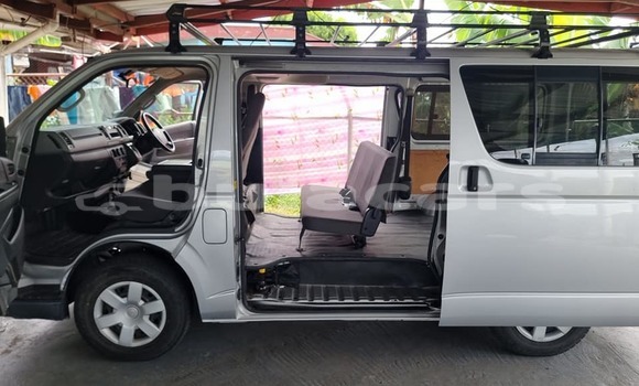 Buy Used Toyota Hiace Other Car in Suva in Central Buy Used Toyota Hiace Other Car in Suva in Central