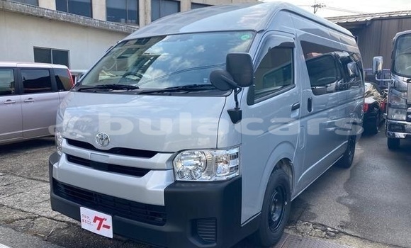 Buy Used Toyota HiAce Grey Truck in Labasa in Northern