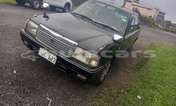 Buy Used Toyota Crown Black Car in Suva in Central Buy Used Toyota Crown Black Car in Suva in Central