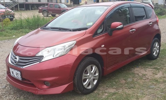 Acheter Occasion Voiture Nissan Wingroad Rouge à Suva, Central Acheter Occasion Voiture Nissan Wingroad Rouge à Suva, Central