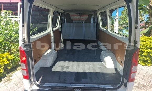 Acheter Occasion Voiture Toyota Hiace Blanc à Suva, Central Acheter Occasion Voiture Toyota Hiace Blanc à Suva, Central
