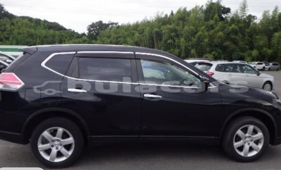 Buy Used Nissan X–Trail White Car in Suva in Central Buy Used Nissan X–Trail White Car in Suva in Central