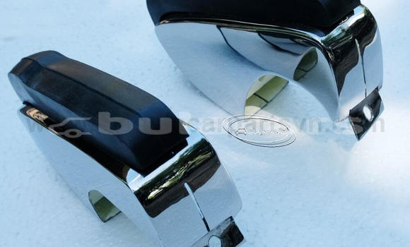 Acheter Mercedes Pagode bumpers à Deuba, Central Acheter Mercedes Pagode bumpers à Deuba, Central