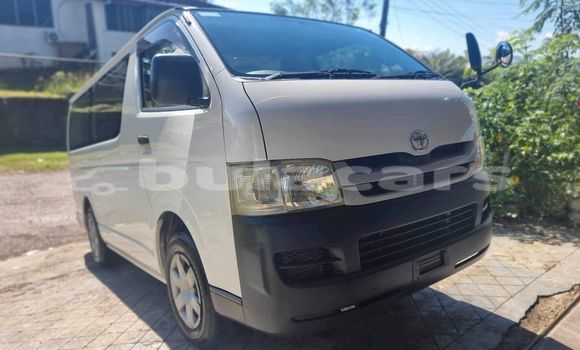 Acheter Occasion Voiture Toyota Hiace Blanc à Suva, Central Acheter Occasion Voiture Toyota Hiace Blanc à Suva, Central