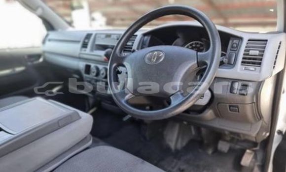 Acheter Occasion Voiture Toyota Hiace Blanc à Suva, Central Acheter Occasion Voiture Toyota Hiace Blanc à Suva, Central