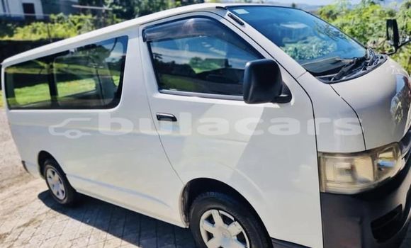 Acheter Occasion Voiture Toyota Hiace Blanc à Suva, Central Acheter Occasion Voiture Toyota Hiace Blanc à Suva, Central