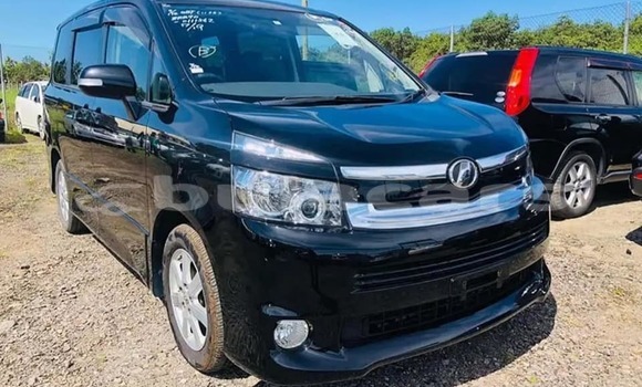 Acheter Occasion Voiture Toyota Voxy Autre à Suva, Central Acheter Occasion Voiture Toyota Voxy Autre à Suva, Central