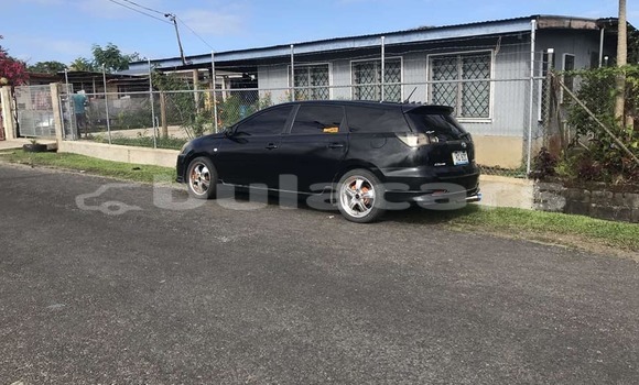 Acheter Occasion Voiture Toyota Vitz Noir à Suva, Central Acheter Occasion Voiture Toyota Vitz Noir à Suva, Central