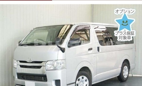 Buy Used Toyota Hiace White Car in Nadi in Western Buy Used Toyota Hiace White Car in Nadi in Western