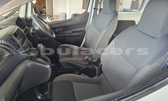 Buy Used Toyota Hiace White Car in Nadi in Western Buy Used Toyota Hiace White Car in Nadi in Western