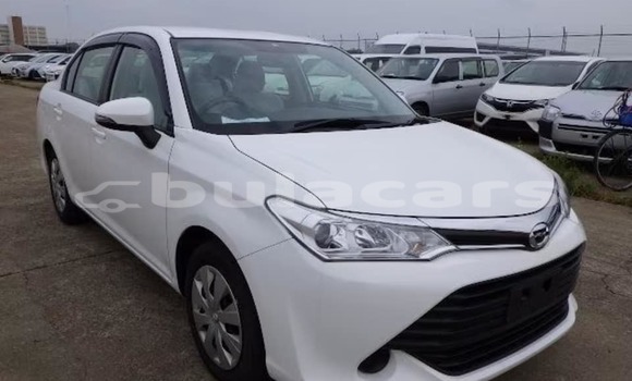 Acheter Occasion Voiture Toyota Axio Blanc à Nadi, Western Acheter Occasion Voiture Toyota Axio Blanc à Nadi, Western