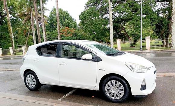 Buy Used Toyota Aqua White Car in Suva in Central