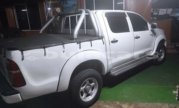 Acheter Occasion Voiture Toyota Hilux Blanc à Suva, Central Acheter Occasion Voiture Toyota Hilux Blanc à Suva, Central