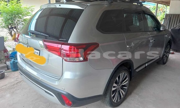 Acheter Occasion Voiture Mitsubishi Outlander Autre à Suva, Central Acheter Occasion Voiture Mitsubishi Outlander Autre à Suva, Central