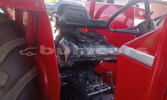 Buy Used Man Silent Red Truck in Suva in Central