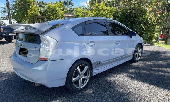 Acheter Occasion Voiture Toyota Prius Blanc à Suva, Central Acheter Occasion Voiture Toyota Prius Blanc à Suva, Central