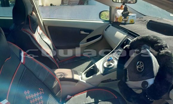 Acheter Occasion Voiture Toyota Prius Rouge à Komave, Western Acheter Occasion Voiture Toyota Prius Rouge à Komave, Western