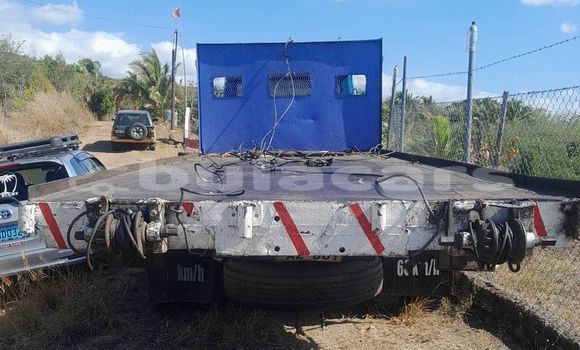 Acheter Occasion Utilitaire Toyota Dyna Bleu à Import - Dubai, Central Acheter Occasion Utilitaire Toyota Dyna Bleu à Import - Dubai, Central