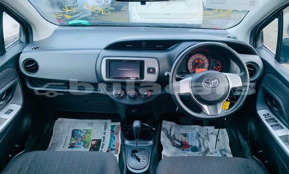 Acheter Occasion Voiture Toyota Vitz Blanc à Korovou, Central Acheter Occasion Voiture Toyota Vitz Blanc à Korovou, Central