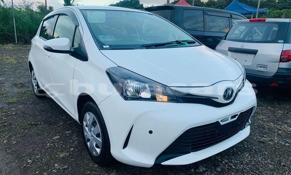Acheter Occasion Voiture Toyota Vitz Blanc à Korovou, Central Acheter Occasion Voiture Toyota Vitz Blanc à Korovou, Central