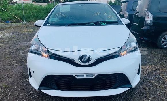 Acheter Occasion Voiture Toyota Vitz Blanc à Korovou, Central Acheter Occasion Voiture Toyota Vitz Blanc à Korovou, Central