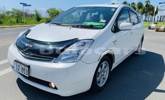 Acheter Occasion Voiture Toyota Prius Blanc à Korokade, Northern Acheter Occasion Voiture Toyota Prius Blanc à Korokade, Northern