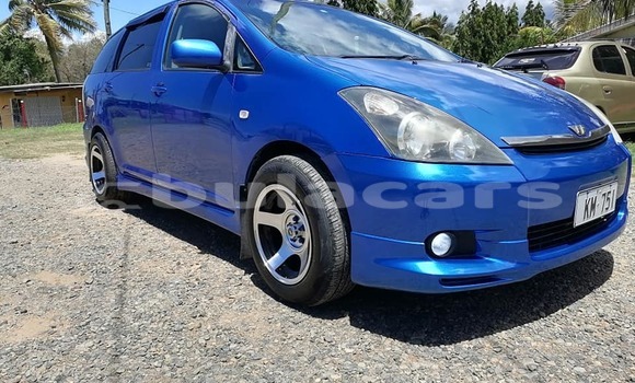 Acheter Occasion Voiture Toyota Wish Bleu à Komave, Western Acheter Occasion Voiture Toyota Wish Bleu à Komave, Western