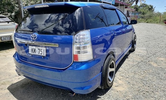 Acheter Occasion Voiture Toyota Wish Bleu à Komave, Western Acheter Occasion Voiture Toyota Wish Bleu à Komave, Western