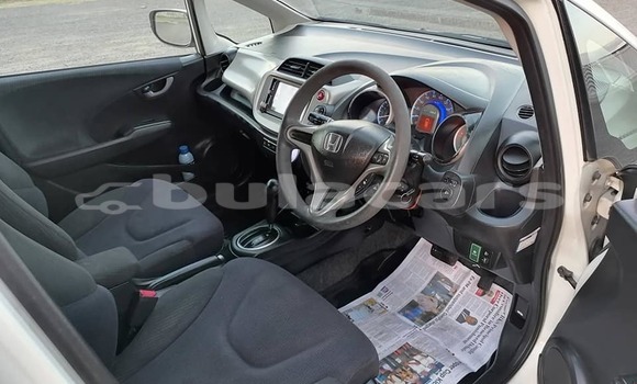 Acheter Occasion Voiture Honda Fit Blanc à Korokade, Northern Acheter Occasion Voiture Honda Fit Blanc à Korokade, Northern