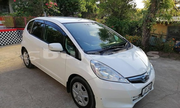 Acheter Occasion Voiture Honda Fit Blanc à Korokade, Northern Acheter Occasion Voiture Honda Fit Blanc à Korokade, Northern